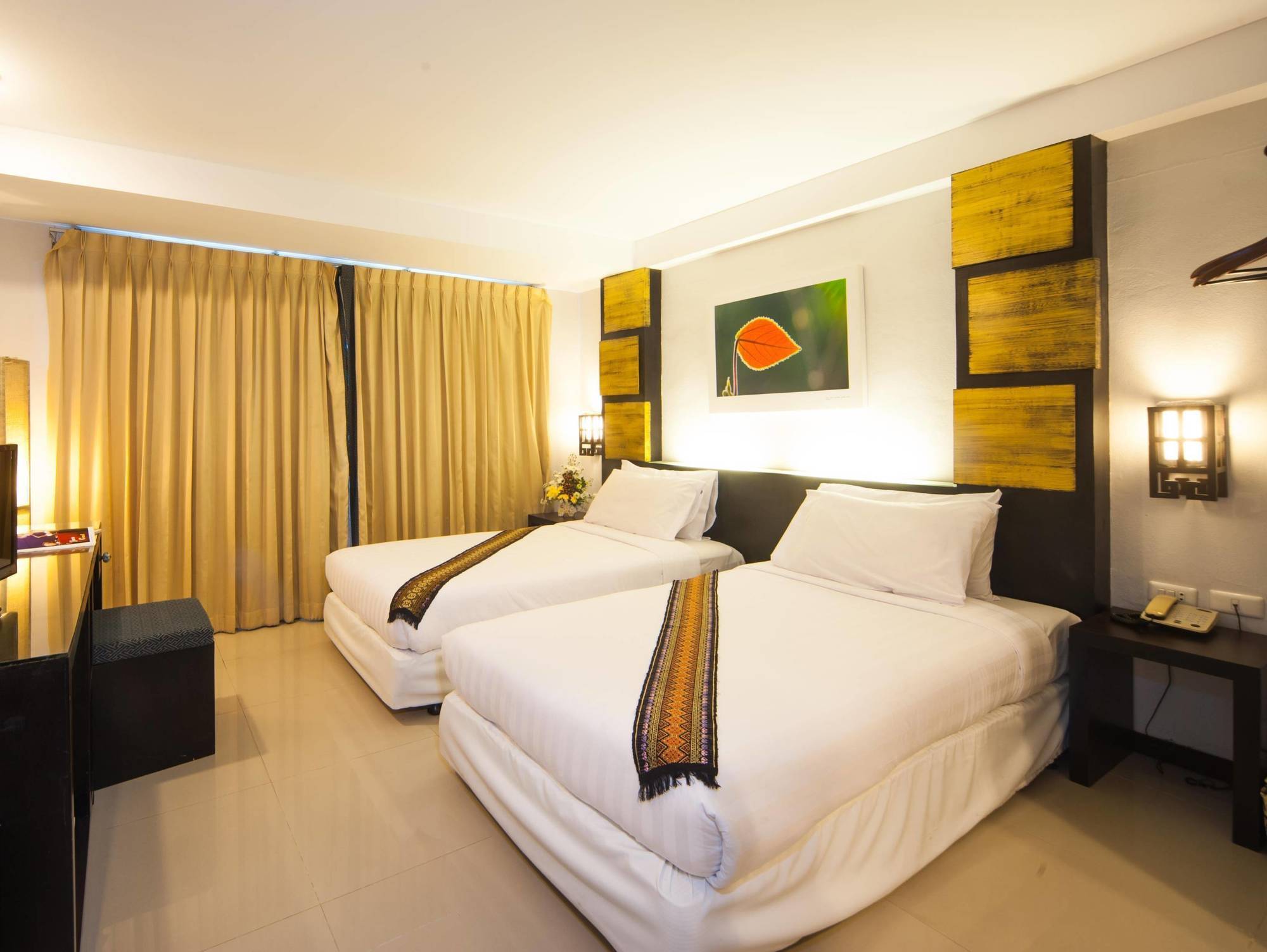 Crystal Inn Phuket Luaran gambar