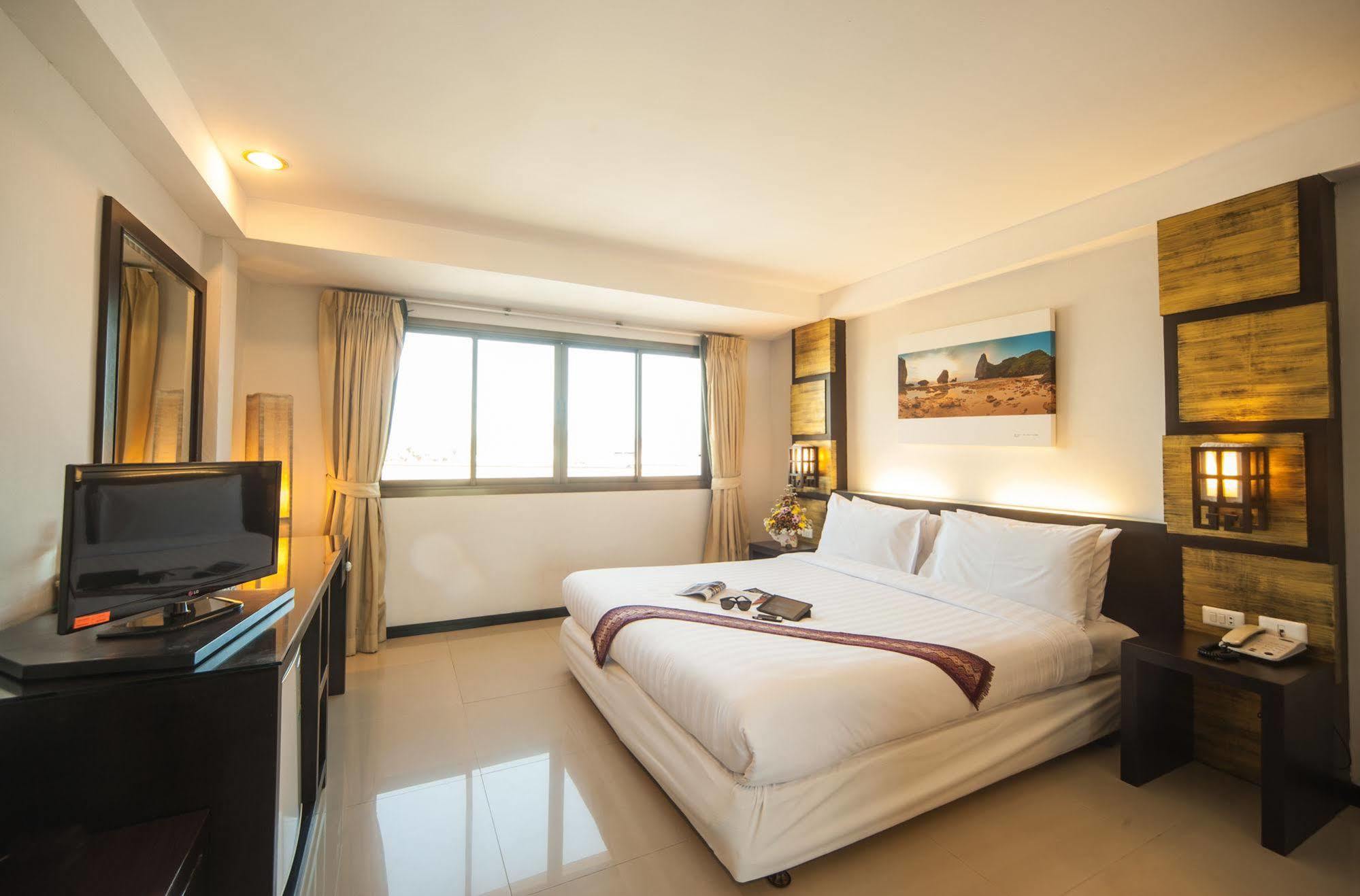 Crystal Inn Phuket Luaran gambar