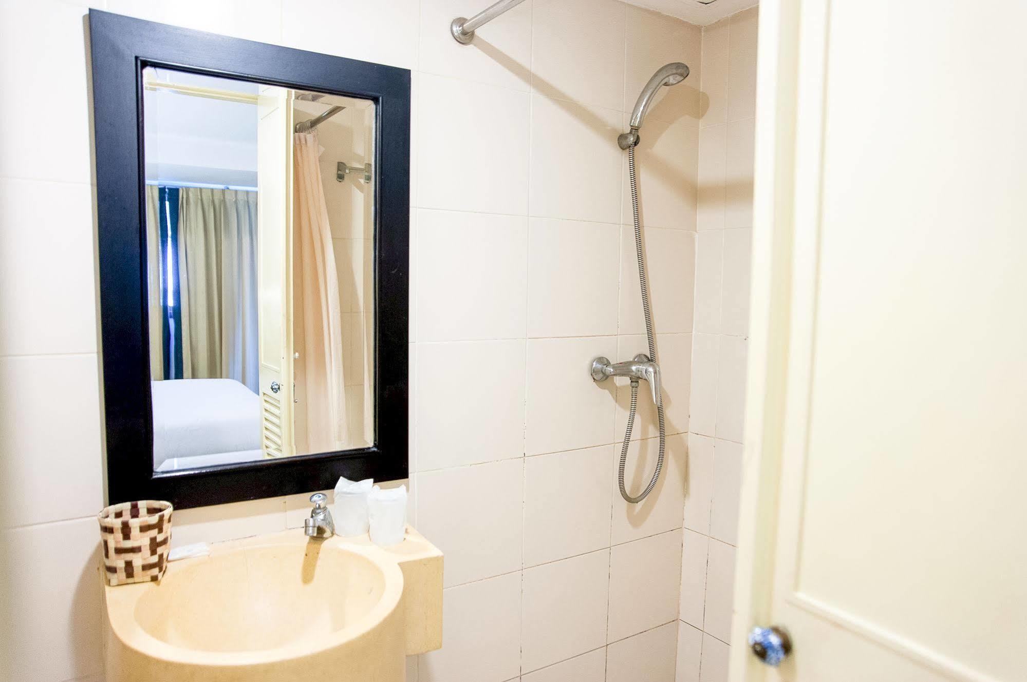 Crystal Inn Phuket Luaran gambar