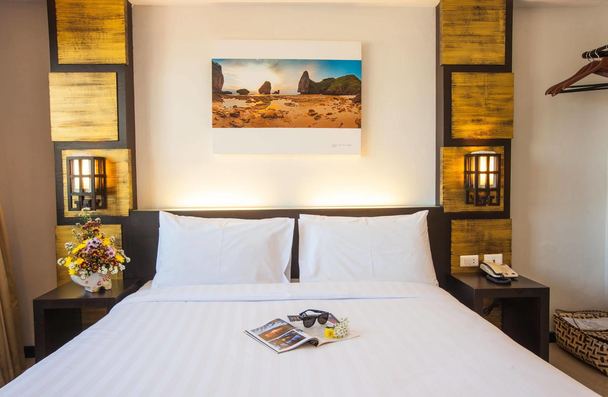 Crystal Inn Phuket Luaran gambar